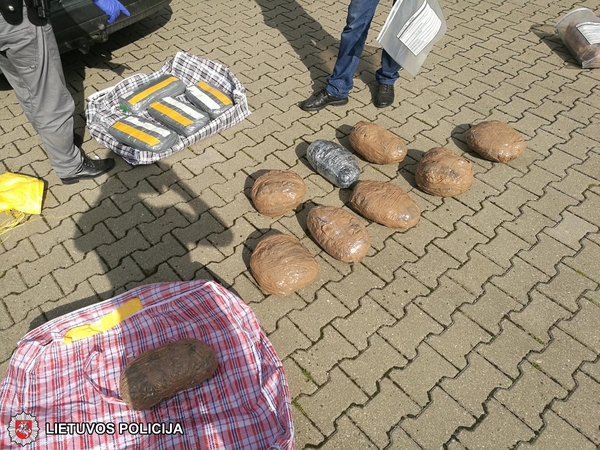 Policijos laimikis – 200 tūkst. vertės narkotikų siunta