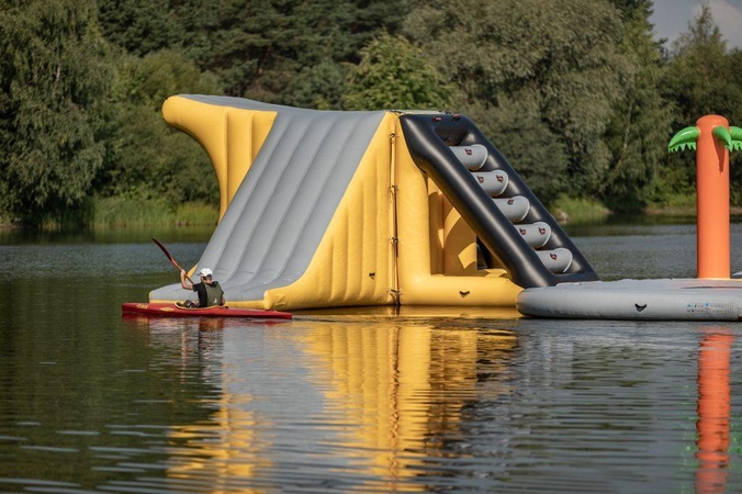 Atrakcionų parke „Water Inn“ nelaimės tęsiasi: nepilnametė susižalojo stuburą