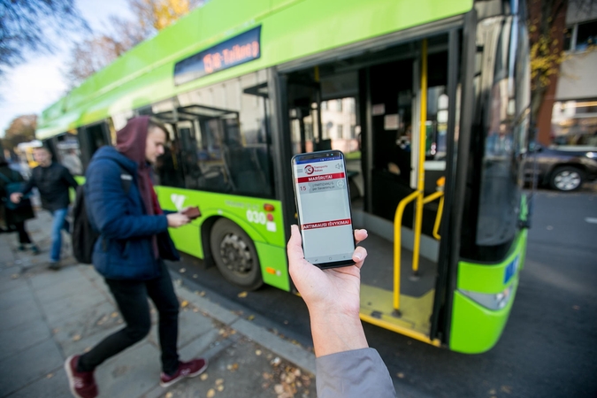 Speciali mobilioji programėlė leis patogiau keliauti Kauno viešuoju transportu