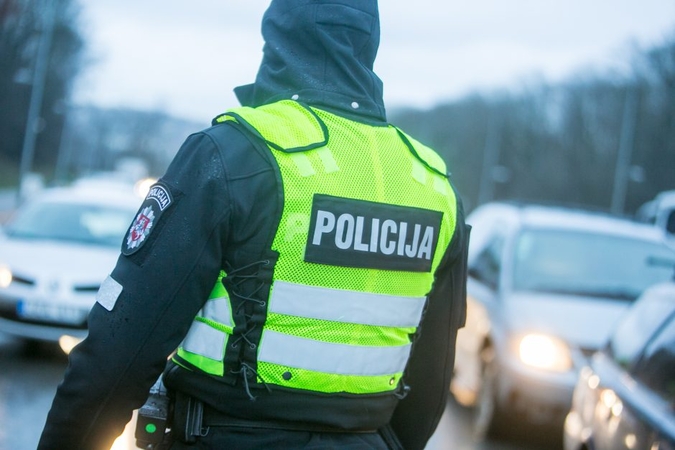 Moters pagrobimas Eiguliuose: auka rasta savo namuose, kuriuose aptikta ir narkotikų