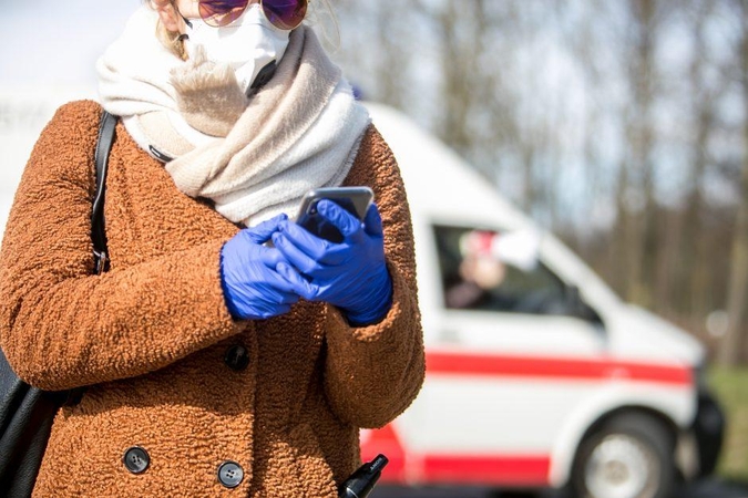 Apie karantino nesilaikančius ir toliau praneša policijai: per dieną – 200 kartų 