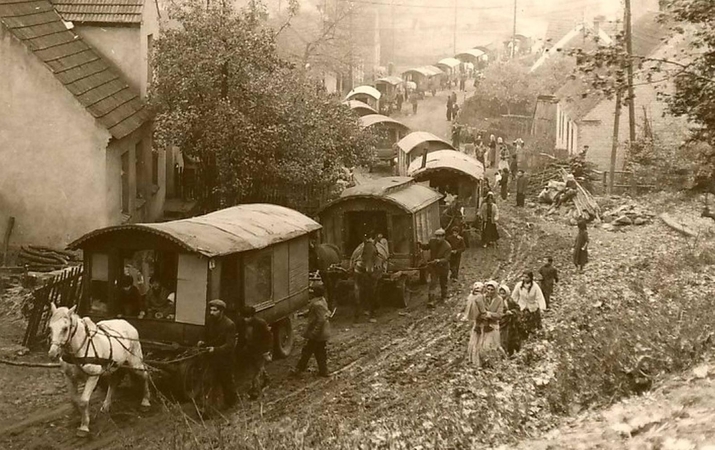 Romų holokausto aukų atminimo dieną – išskirtinė paroda