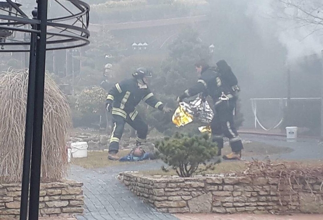 Gaisras Jonavos gatvėje: medikų prireikė dviem žmonėms