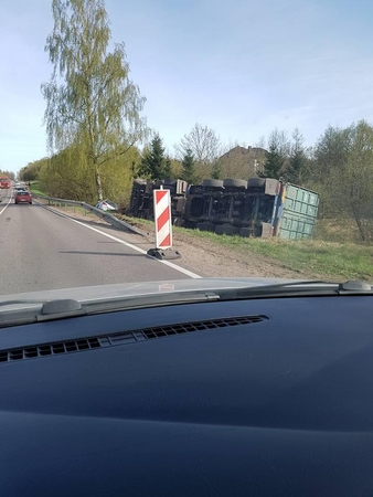 Per parą Ilgakiemyje – dvi stiprios avarijos, yra sužeistųjų (papildyta)