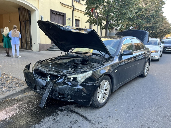 Avarija Kauno centre paralyžiavo eismą, darbo ėmėsi pareigūnai 