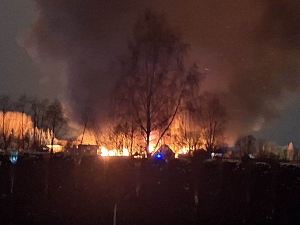 Širvintų rajone iki pamatų sudegė kaimo turizmo sodyba: vietinius iš lovų vertė galingi sprogimai