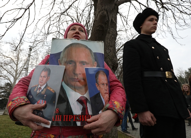 JAV patvirtino sankcijas V. Putinui, S. Lavrovui ir Rusijos pajėgų vadovybei