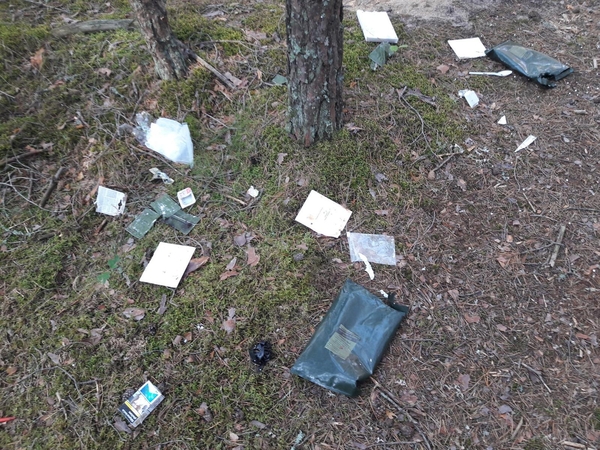 Užkliuvo poligone paliktos šiukšlės: įtarimų šešėlį metė kariams