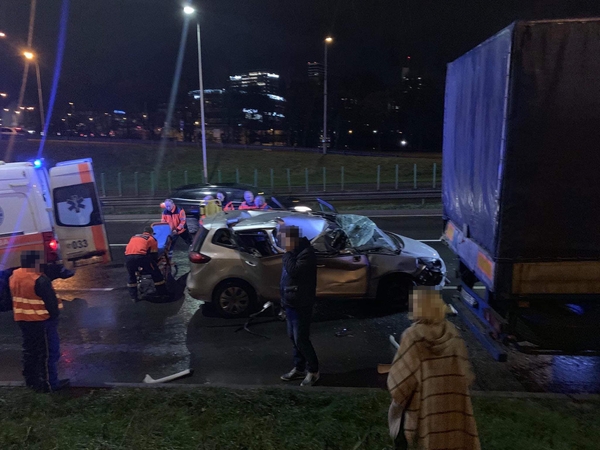 Vilniuje susidūrė šeši automobiliai, sužaloti trys žmonės