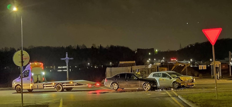 Avarija Panerių gatvėje: į Klinikas išvežtos dvi moterys