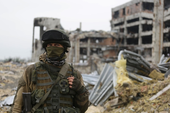 Ukrainoje per šaudynes sužeistas britų fotografas