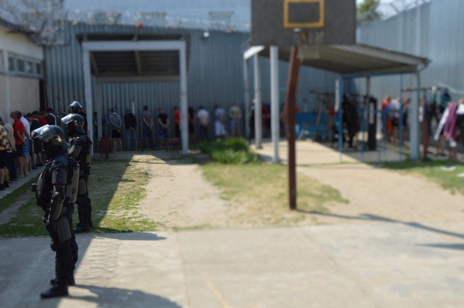 Kybartų pataisos namuose neramumai: nuteistieji priešinosi pareigūnams