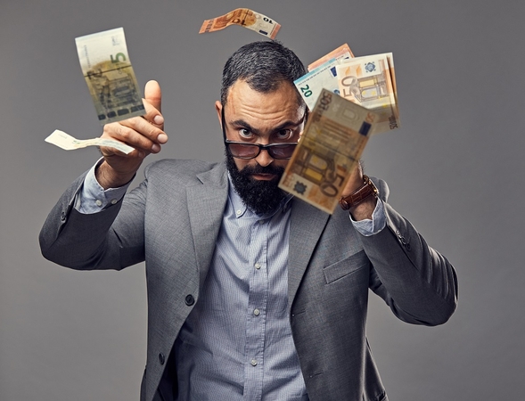 Pasaulyje – jau 23 milijonai milijonierių: iš kur jie atsiranda?