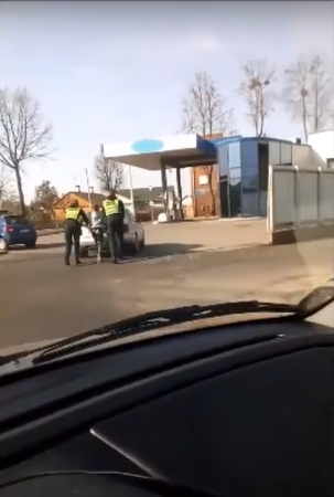 Netikėtas pareigūnų poelgis neliko nepastebėtas: internete pasipylė pagyros