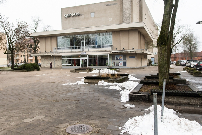 Panevėžio „Garso“ kino teatro griovimas – atidėtas
