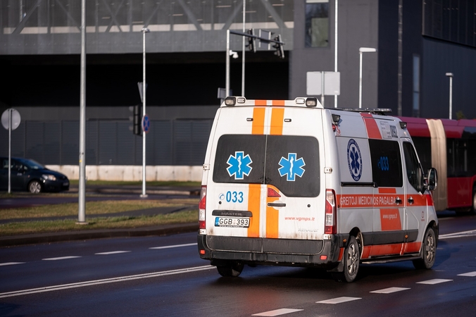 Į iškvietimą atskubėję Alytaus medikai rado negyvą kūdikį