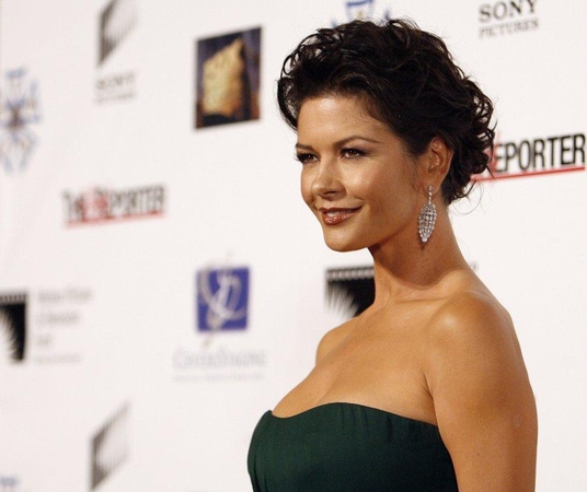 1969 metais gimė britų kino aktorė Catherine Zeta-Jones (Ketrin Zeta-Džouns).