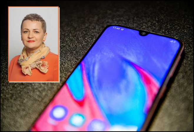 Telefono pasisavinimu kaltinamą Alytaus rajono politikę gelbėja sutuoktinis