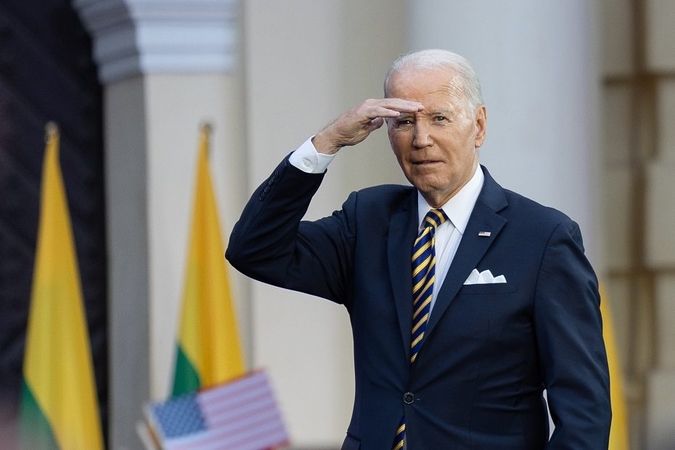 J. Bidenas ragina gerokai padidinti pagalbą Gazos Ruožui