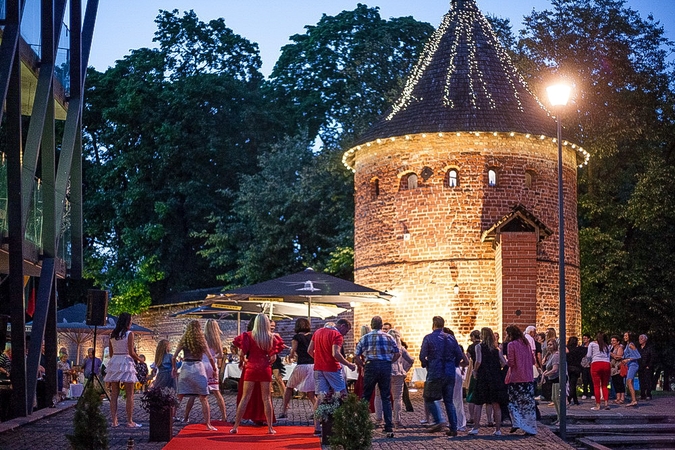 Restorano „Bokštas“ vasaros terasos atidarymas – ispanišku ritmu
