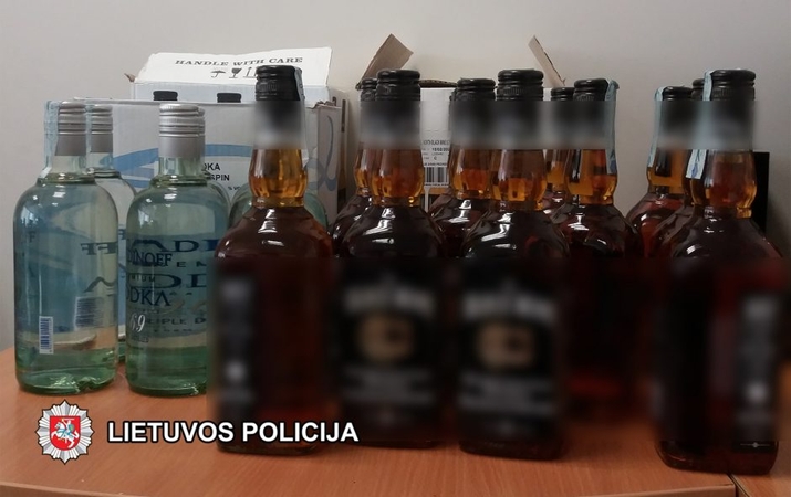 Jonavos rajone likviduotas nelegalaus alkoholio sandėlis