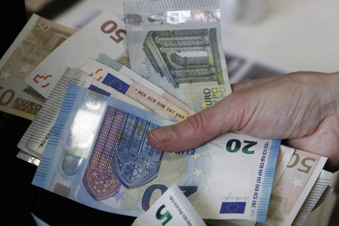 Atleistųjų išmokų fondas: sukaupti milijonai, o panaudota vos apie 0,5 proc. 