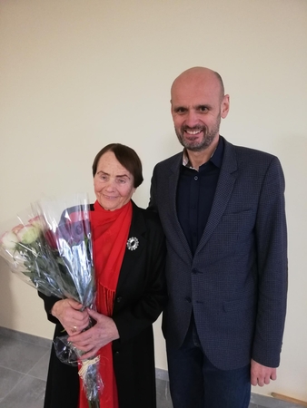 Įkvepia: G.Labanauskas palinkėjo Kauno "Bočių" bendrijos pirmininkei M.Garšvienei neblėstančio entuziazmo.
