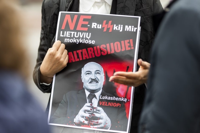 Iš Minsko į Lietuvą pabėgusi mokytoja: vaikai ten bus suvaryti į koncentracijos stovyklas