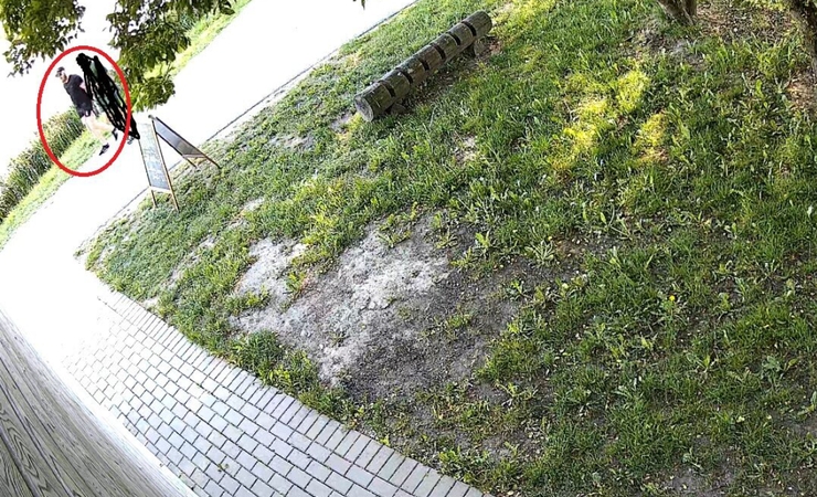 Kalniečių parke sumuštas žmogus: pareigūnai turi klausimų šiam vyrui