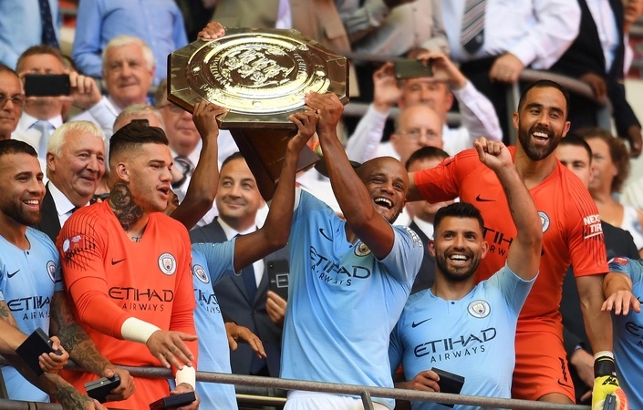 Anglijos futbolo Supertaurę iškovojo „Manchester City“ 