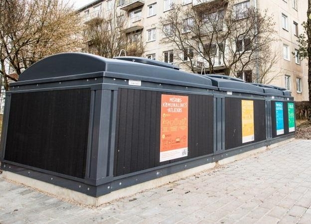 Kauno centre degė požeminiai konteineriai
