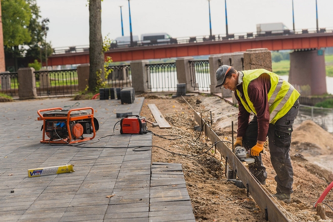 Žvilgsnis į rekonstruojamą Santakos parką: kokį vaizdą išvys popiežius?
