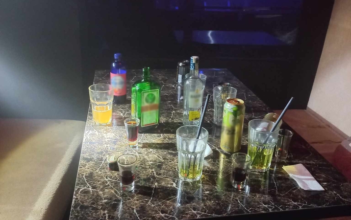 Palangos pareigūnai nustatė 12 neblaivių nepilnamečių: dauguma jų – bare, kuriam atimta licencija