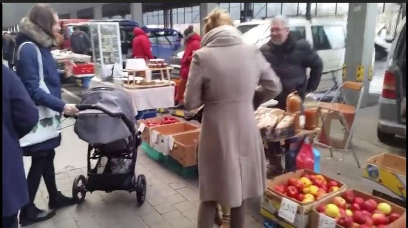 Kam naudingas turgelis tarp mašinų ir išmetamųjų dujų?