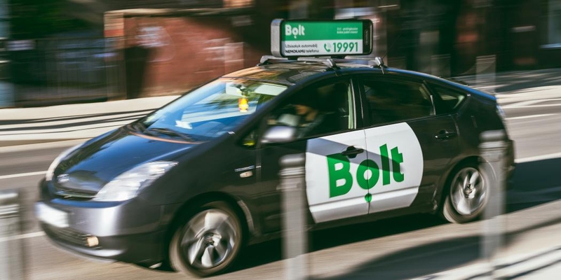 „Bolt“ pavežėjams ateina sunkūs laikai?