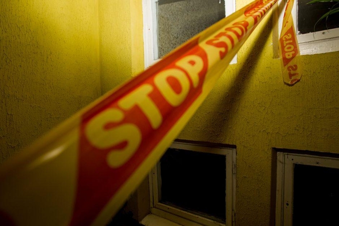 Bute rastos mama su dukra, viena mirusi, kita – vos gyva