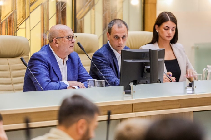 Kauno taryba keliauja atostogauti: į posėdžius sugrįš tik rudenį
