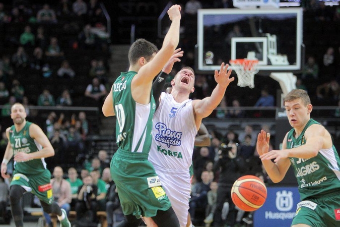 „Žalgiris“ atvėsino įkaitusias „Pieno žvaigždes“