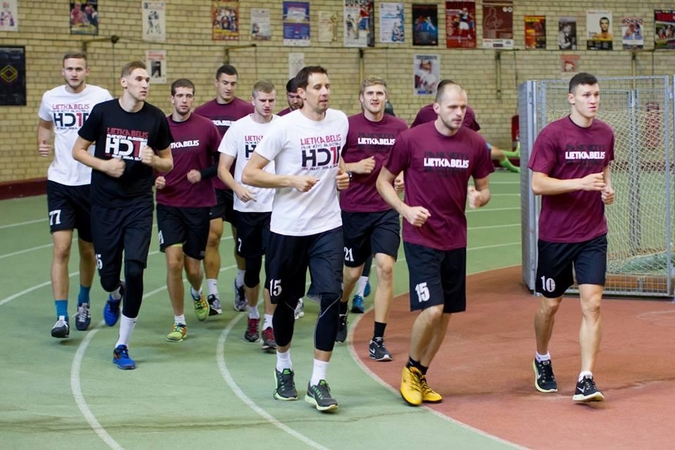 „Lietkabelio“ krepšinio komanda pradėjo pasiruošimą sezonui