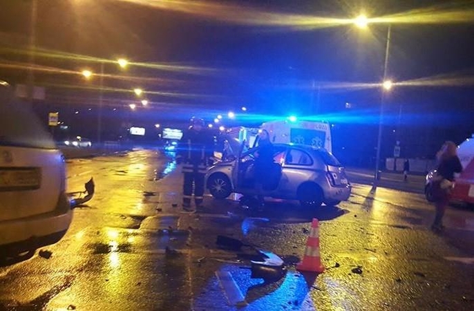Kalėdų vakarą – automobilių avarija
