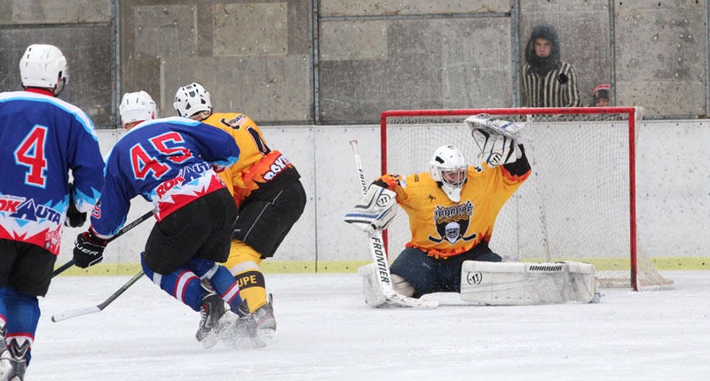 Ledo ritulio čempionate – „Hockey Punks“ ir „Juodupės“ pergalės