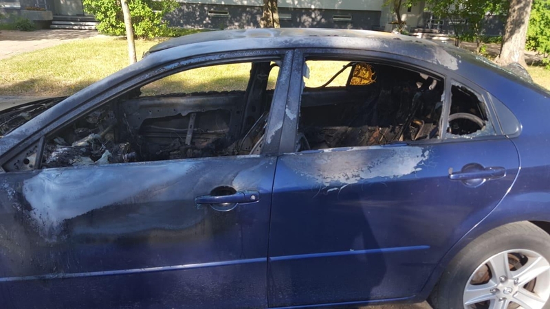Gedminų gatvėje padegtas automobilis
