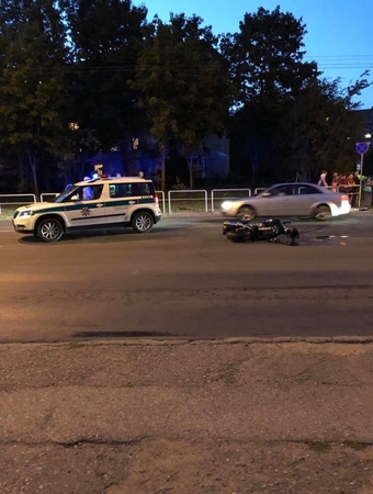 Avarija Kaune: susidūrė "Audi" ir motociklininkas