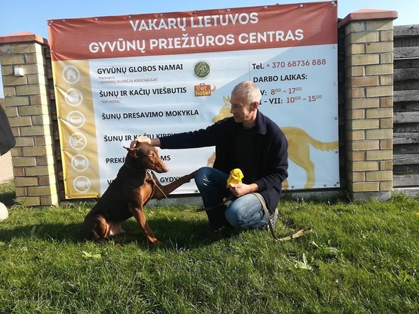 Ramzis su naujuoju šeimininku.