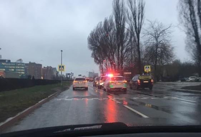 Pajūryje automobiliai traumavo dvi merginas