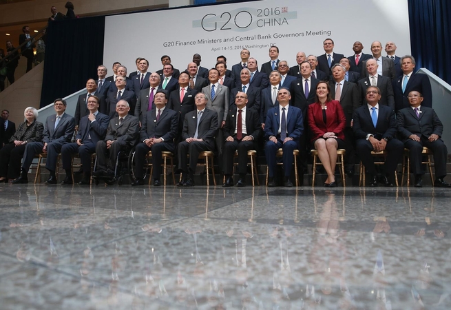 JK sprendimas išstoti iš ES „didina netikrumą“ dėl pasaulinės ekonomikos
