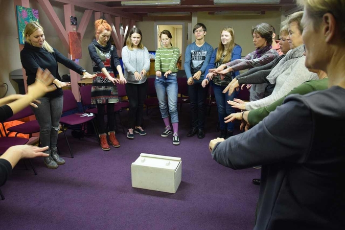 Skaitymai teatro šviesoje, arba Kokią šviesą skaitymui renkiesi tu?