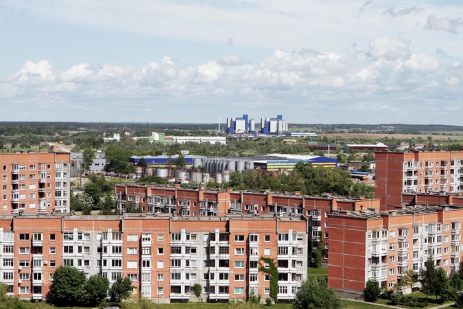 Pietinės miesto dalies gyventojus siutina nemalonus dvokas, esą šiuo metu čia neįmanoma atsidaryti langų.