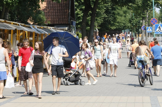 Prasidėjo: vasarą į Palangą suplūsta minios poilsiautojų, lengvas grobis vilioja ir nusikaltėlius.