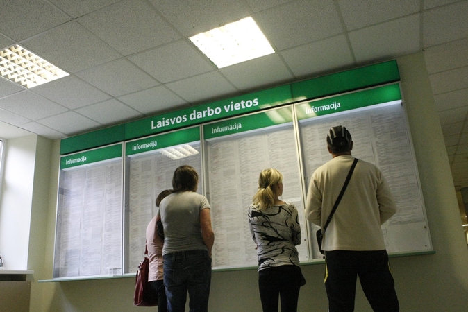 Ekspertai: Užimtumo reformos kryptis gera, bet visiškai problemos neišspręs